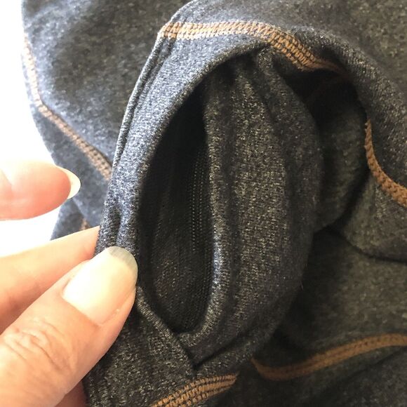 Gap Fit Women’s Capri Leggings Charcoal Gray Stretch Pull On Pocket Size Large - Picture 11 of 13